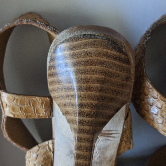 Michael Kors Snake Skin Sandals Size 8 - Picture 14 of 16